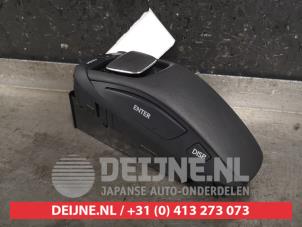 Lexus CT 200h Navigation Bedienfeld O435387 foto 3