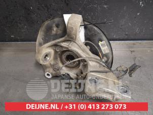 Lexus CT 200h Knuckle, front left O435405 photo 2