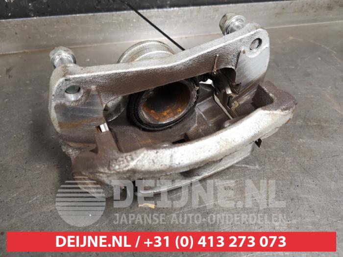 Suzuki Swift Remklauw (Tang) rechts-voor O435595