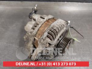 Gebruikte Dynamo Suzuki Grand Vitara II (JT) 2.0 16V Prijs € 40,00 Margeregeling aangeboden door V.Deijne Jap.Auto-onderdelen BV