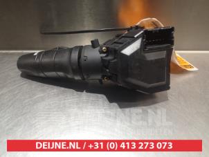 Nissan X-Trail Ruitenwis Schakelaar O309732 foto 3