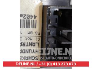 Hyundai Lantra Kombischalter Fenster O311509 foto 2