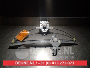 Nissan Primera Ruitmechaniek 4Deurs rechts-achter O291210 foto 2