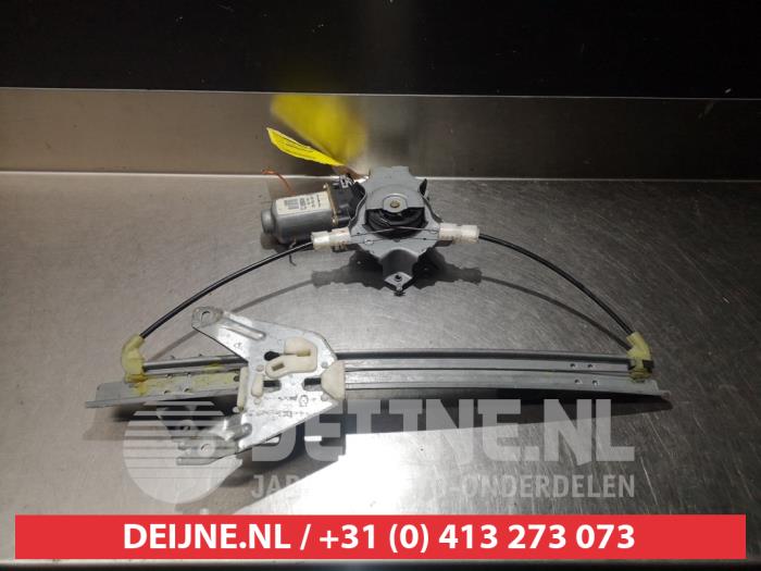 Nissan Primera Rear door window mechanism 4-door, right O291212