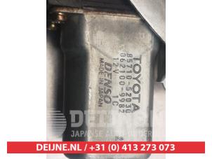 Toyota Yaris Ruitmechaniek 2Deurs rechts-voor O276318 foto 3