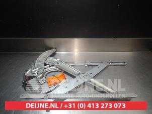 Toyota Previa Window mechanism 4-door, front right O277060 photo 2
