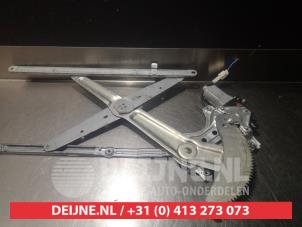 Toyota Previa Window mechanism 4-door, front right O277059 photo 2