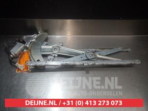 Toyota Picnic Window mechanism 4-door, front right O277147 photo 2