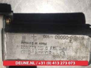 Toyota Avensis Window mechanism 4-door, front right O277095 photo 3