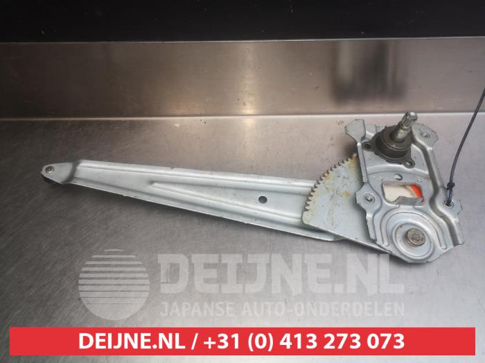 Toyota Yaris Rear door window mechanism 4-door, right O291712