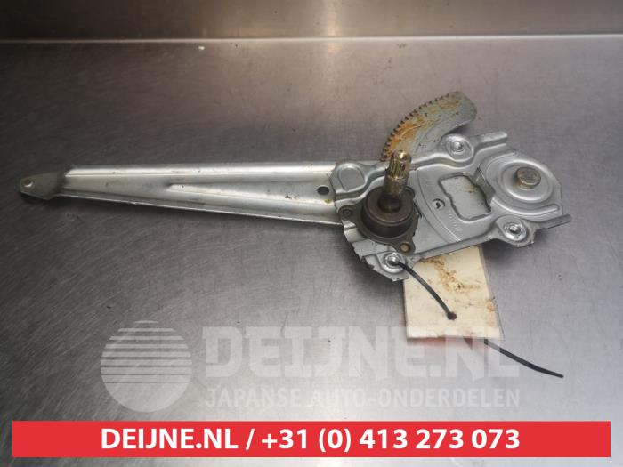 Toyota Yaris Verso Fenstermechanik 4-türig rechts hinten O291734