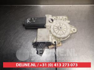 Toyota Avensis Door window motor O292161 photo 2