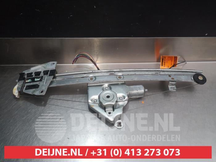 Mitsubishi Grandis Ruitmechaniek 4Deurs rechts-achter O291508