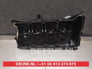 Mazda 3 Rocker cover O436237 photo 2
