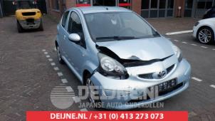 Toyota Aygo Tür 2-türig rechts O436552 foto 2