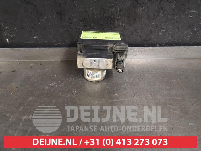 Gebruikte ABS Pomp Hyundai i30 (GDHB5) 1.6 16V Prijs € 75,00 Margeregeling aangeboden door V.Deijne Jap.Auto-onderdelen BV