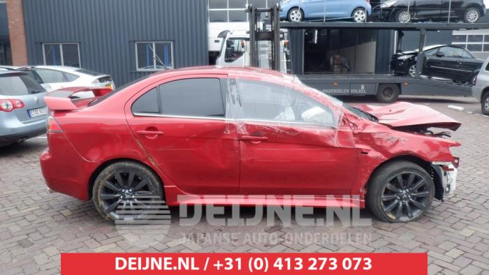 Mitsubishi Lancer Türscheibe 4-türig rechts hinten O436759
