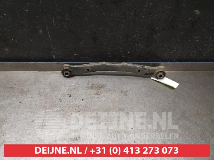 Kia Pro Ceed Draagarm rechts-achter O436818