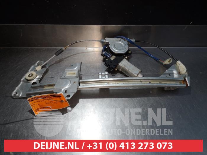 Mazda 323F Fenstermechanik 4-türig rechts hinten O291017