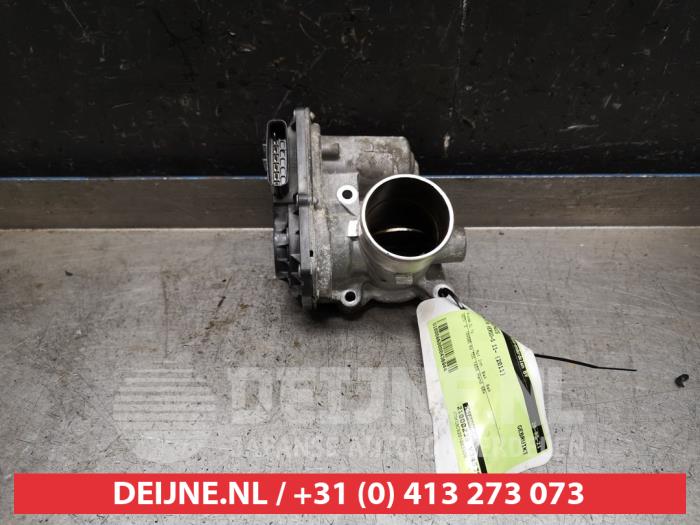 Gebruikte Gasklephuis Toyota Verso S 1.4 D-4D Prijs € 35,00 Margeregeling aangeboden door V.Deijne Jap.Auto-onderdelen BV