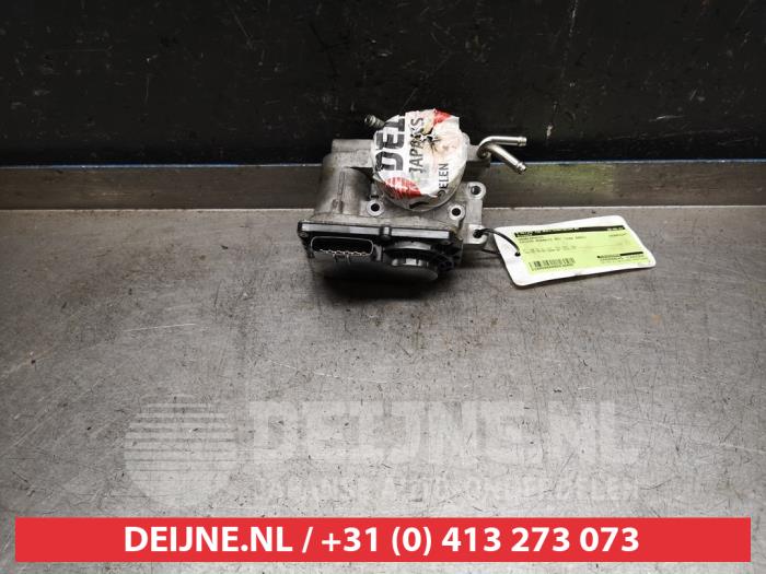 Toyota Avensis Gasklephuis O436955