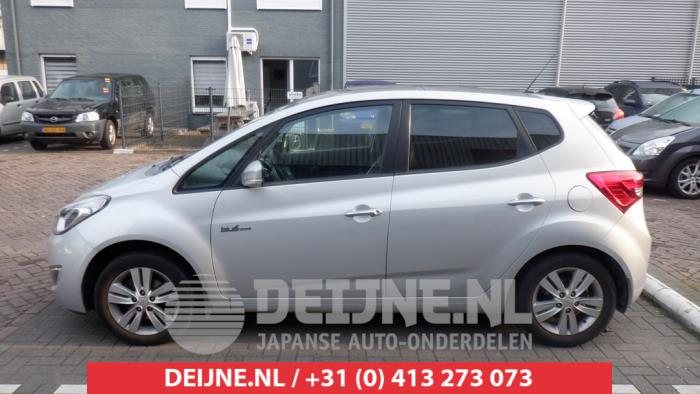 Hyundai IX20 Türscheibe 4-türig links vorne O436980