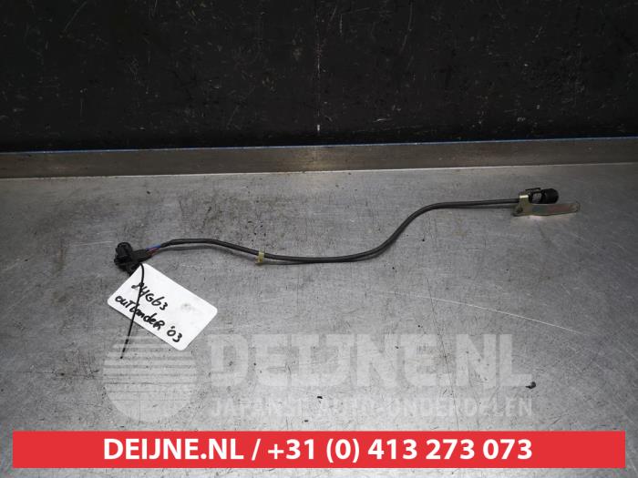 Gebruikte Krukas sensor Mitsubishi Outlander (CU) 2.0 16V 4x2 Prijs € 20,00 Margeregeling aangeboden door V.Deijne Jap.Auto-onderdelen BV