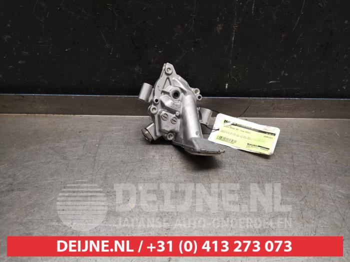 Gebruikte Oliepomp Toyota Prius (ZVW3) 1.8 16V Prijs € 60,00 Margeregeling aangeboden door V.Deijne Jap.Auto-onderdelen BV
