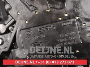 Hyundai Veloster Rear wiper motor O437142 photo 3