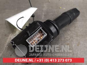 Hyundai Veloster Wiper switch O437208 photo 2
