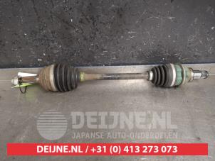 Gebruikte Cardanas links-voor (VWA) Daihatsu Cuore (L251/271/276) 1.0 12V DVVT Prijs € 35,00 Margeregeling aangeboden door V.Deijne Jap.Auto-onderdelen BV