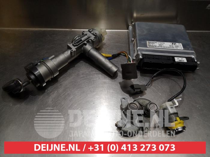 Hyundai Coupe Slotenset Cilinder (compleet) O277938