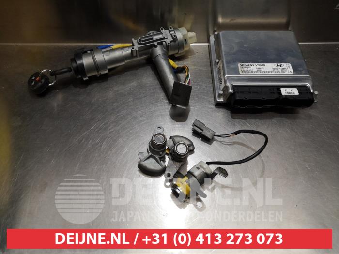 Hyundai Coupe Kontaktslot+Sleutel O334914
