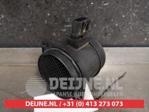 Gebruikte Luchthoeveelheidsmeter Chevrolet Captiva (C100) 3.2 V6 24V 4x4 Prijs € 50,00 Margeregeling aangeboden door V.Deijne Jap.Auto-onderdelen BV