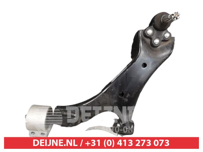 Chevrolet Captiva Draagarm onder links-voor O437329