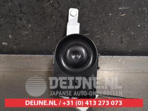 Gebruikte Alarm sirene Kia Optima Sportswagon (JFF) 1.7 CRDi 16V Prijs € 15,00 Margeregeling aangeboden door V.Deijne Jap.Auto-onderdelen BV