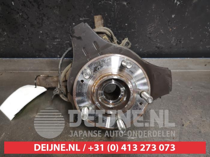 Kia Optima Fusee links-voor O437832