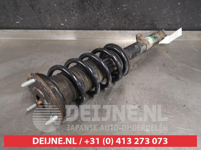 Lexus IS Stoßdämpferstrebe links vorne O438050