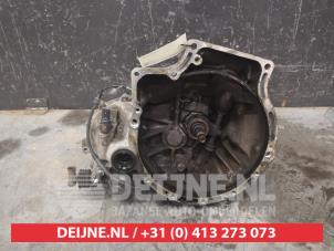 Gebruikte Versnellingsbak Mazda Demio (DW) 1.3 16V Prijs € 75,00 Margeregeling aangeboden door V.Deijne Jap.Auto-onderdelen BV
