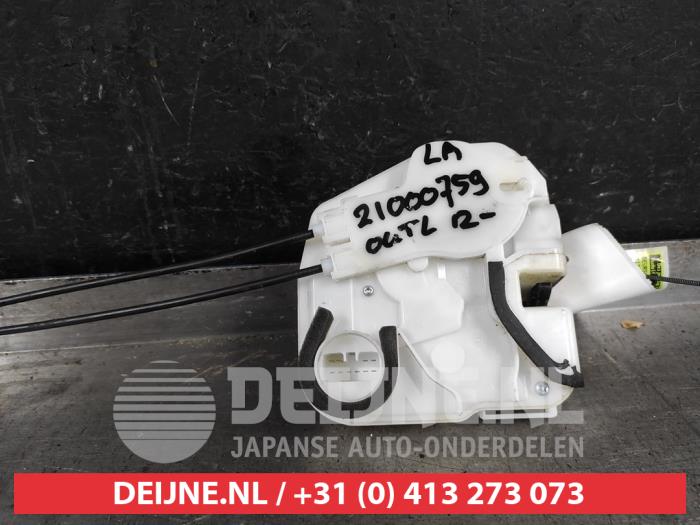 Mitsubishi Outlander Deurslot Mechaniek 4Deurs links-achter O438229
