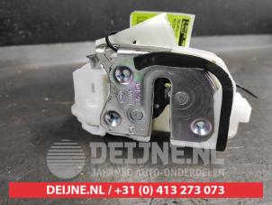 Mitsubishi Outlander Deurslot Mechaniek 4Deurs links-achter O438229 foto 2