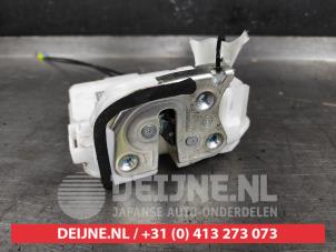Mitsubishi Outlander Türschlossmechanik 4-türig rechts hinten O438240 foto 2