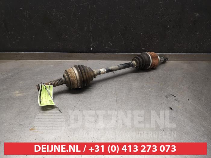 Toyota Yaris Antriebswelle links vorne O438461