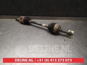 Toyota Yaris Front drive shaft, left O438461 photo 2