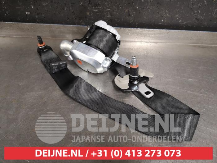 Kia Picanto Seatbelt tensioner, left O9990007748