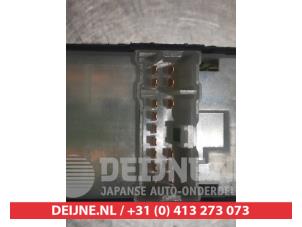 Nissan Almera Kombischalter Fenster O311621 foto 2