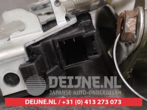 Subaru Forester Slotmechaniek Achterklep O438874 foto 3