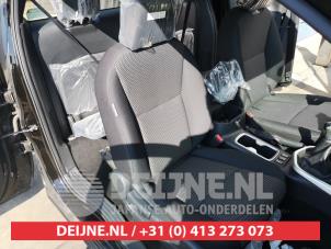 Nissan Navara Set of upholstery (complete) O439126 photo 3