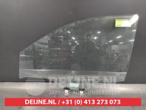 Nissan Navara Türscheibe 4-türig links vorne O439129 foto 2