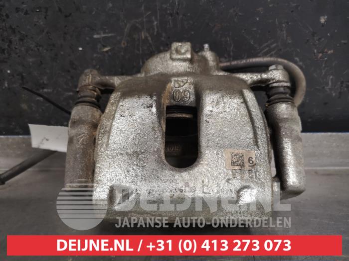 Toyota C-HR Front brake calliper, left O439405